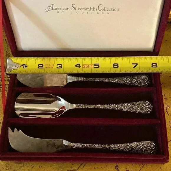 Godinger American Silversmith Serveware 3 Piece Collection in Velvet Box - Picture 8 of 9